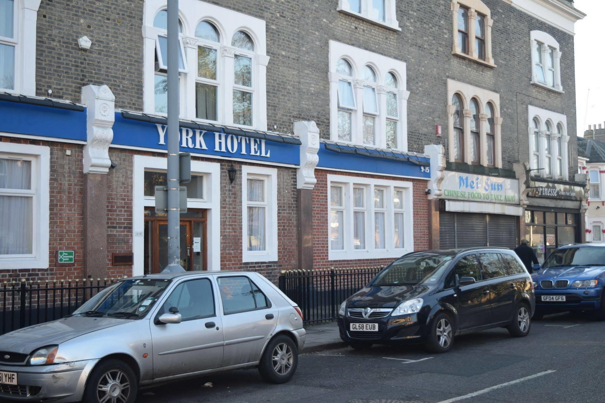 York Hotel Ilford Exterior photo